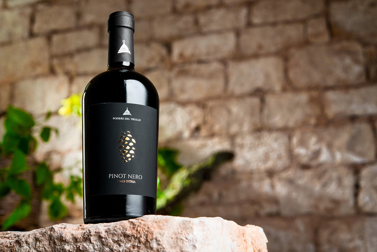 Poderedeltrullo-Pinot-Nero-2.jpg
